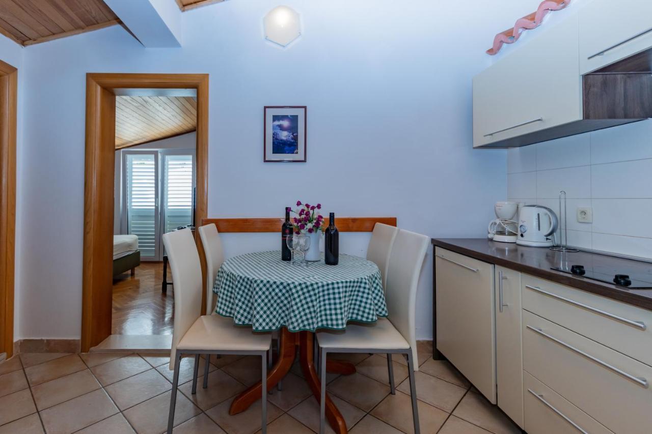 Apartments Villa Jadranka Marusici  Eksteriør bilde